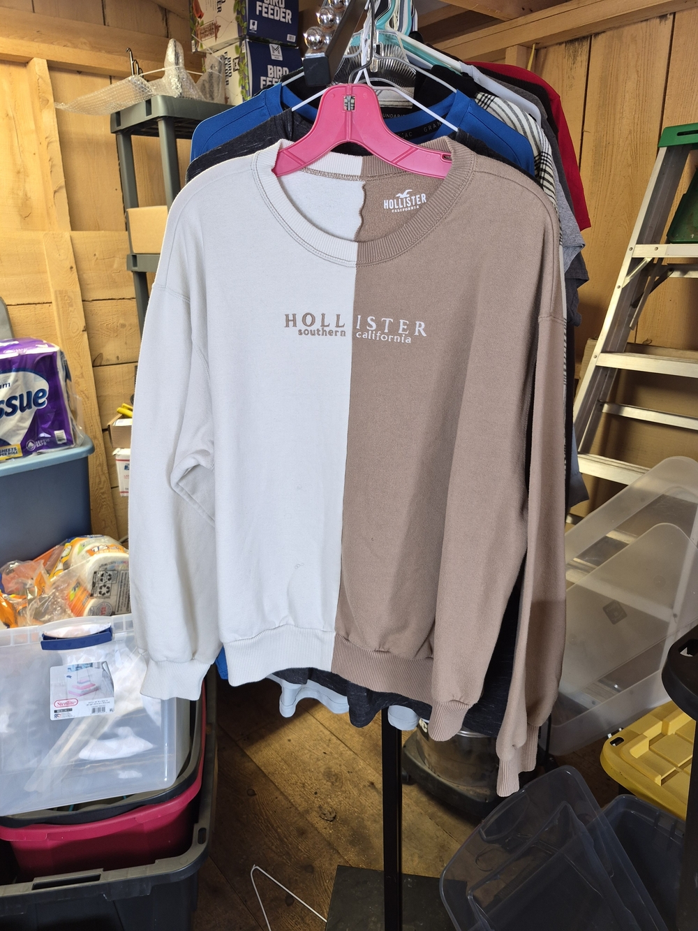 Hollister Split Two-Tone Crewneck Sweatshirt in White and Brown Bin 52